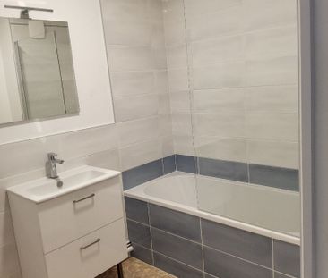 Location Appartement 3 pièces 63m² - Photo 5