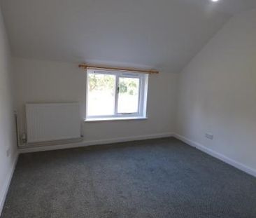 4 bedroom barn conversion to rent - Photo 1