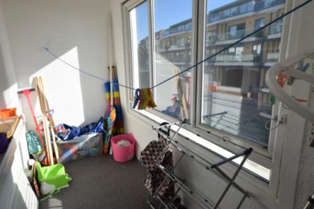 To Rent Sea Road, Boscombe, Bournemouth, BH5 £1,200 pcm Tenancy Info - Photo 4