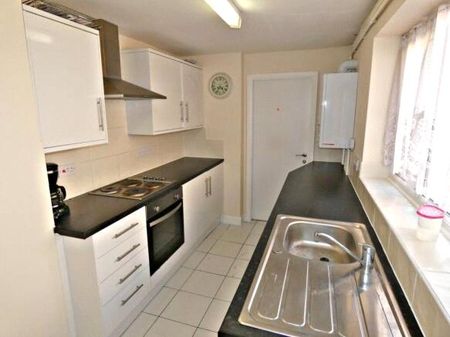 2 bedroom house to rent Burnham Street, Stoke-on-Trent, ST4 - Photo 5