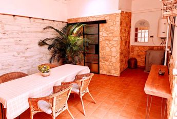 For Rental: 2-Bedroom Semi-Detached House in Las Rosas