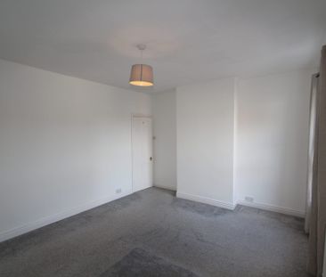 Broxholme Road, Sheffield, S8 - Photo 4