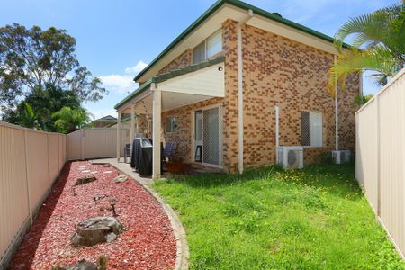 NEAT TOWNHOUSE WITH POOL IN COMPLEX - Photo 3