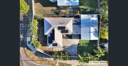 Spacious 3-Bedroom Home with Teenage Retreat and Stunning Renovated Kitchen in Kirwan - Photo 2