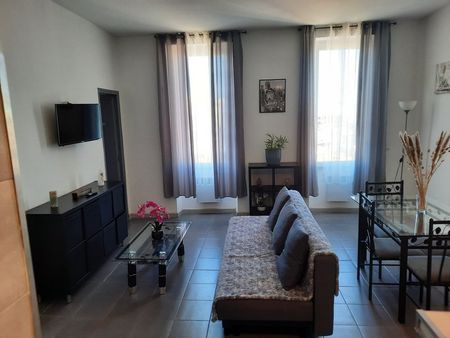 T1 - Photo 3