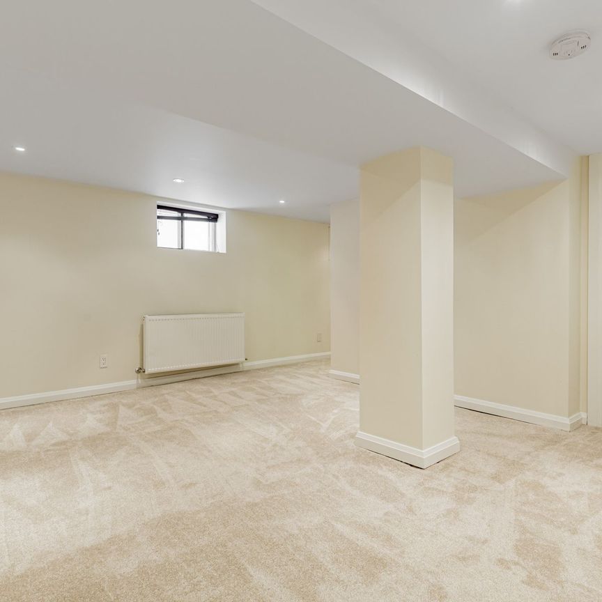 For Lease - 179 Castlefield Avenue, Toronto, Ontario - Photo 1