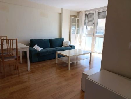 Apartamento de alquiler en Alameda de Colón, Ensanche Centro - Puerto - Photo 5