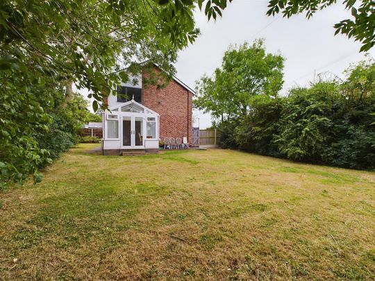 Woodland Road, Upton, 3 bedroom, House - Detached - Photo 1