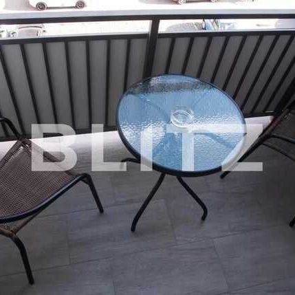 Apartament de 2 camere, 60 mp, modern, parcare, zona VIVO - Photo 1