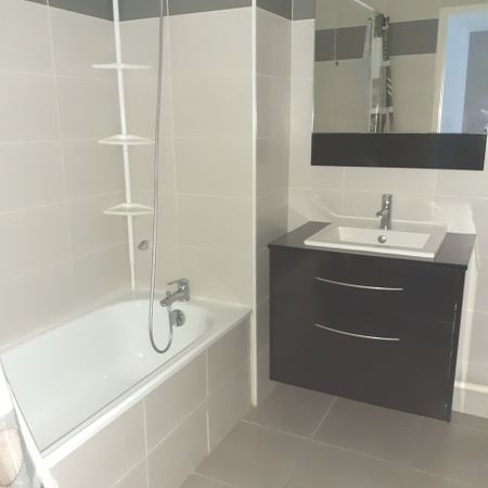 Location Appartement 2 pièces 40m² CANET EN ROUSSILLON 66140 - Photo 3