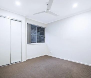 “Modern Family Living with Style and Comfort” - Photo 4