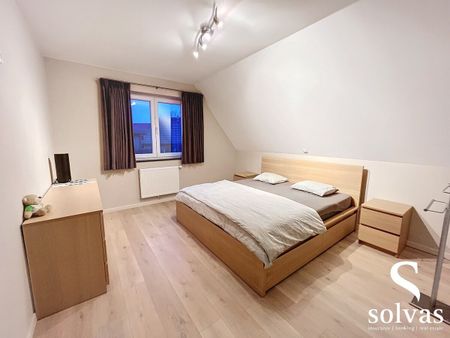 Half open bebouwing met 3 slaapkamers centraal gelegen te Lotenhulle - Photo 2