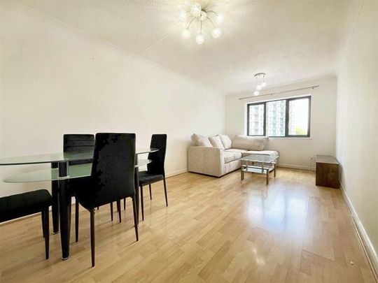 Kings Court, Bridge Street - Photo 1