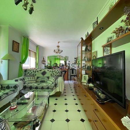 Alquiler de piso en Calle de la Concepción - Photo 1