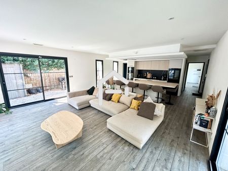 A louer : Villa T4 meublé à Toulouse avec jardin et piscine - Photo 4