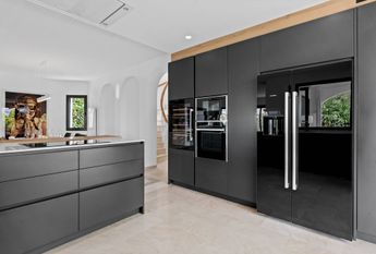 5 bedroom luxury Villa for rent in Marbella, Andalusia