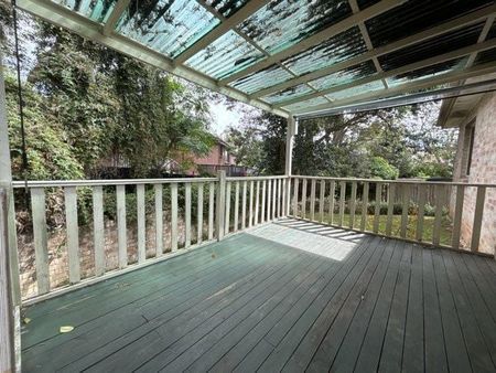 Ideal Family Home in Prime Location - Photo 5