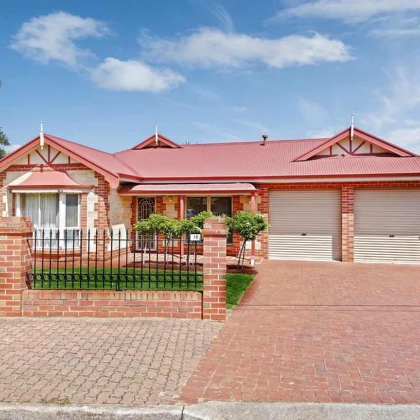 1B Philip Place, Vale Park SA 5081 - Photo 1