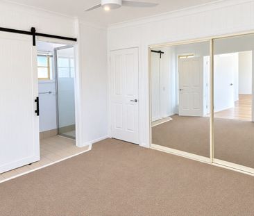 Private, Spacious & Fully Self-Contained One-Bedroom Retreat - Photo 1
