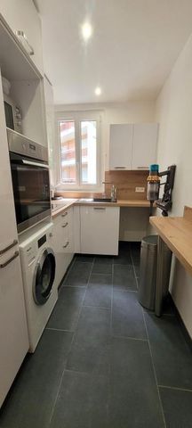 Location Appartement 2 pièces 36m² ISSY LES MOULINEAUX 92130 - Photo 5