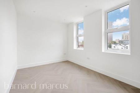 High Street, CROYDON - Photo 4