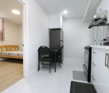 For Lease - 20 Sonmore Drive Unit# Garden House Basement, Toronto, ... - Photo 6