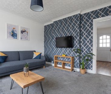 3 Bed Semi-Detached House, Middleton Road, LS10 - Photo 5