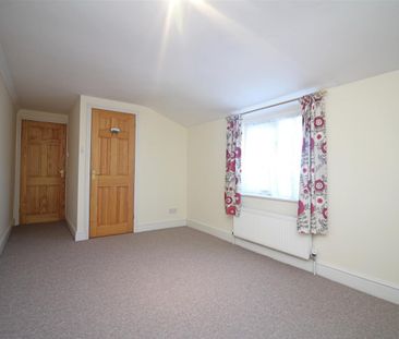 5 Bedroom House To Let - Photo 3