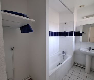 Location Appartement 2 pièces 55m² VICHY 03200 - Photo 4