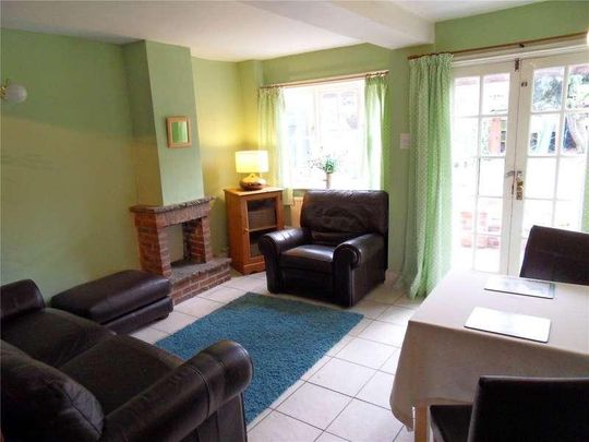 Hatton Gardens, Newark, NG24 - Photo 1