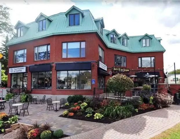 Beechwood Ave | 18 Charlevoix Avenue, Ottawa - Photo 1
