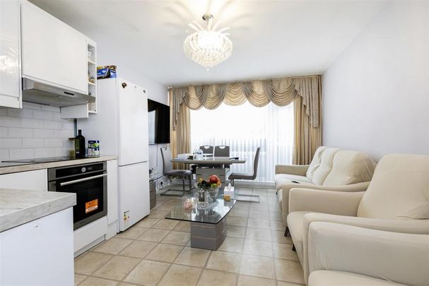3 bedroom flat to rent - Photo 1