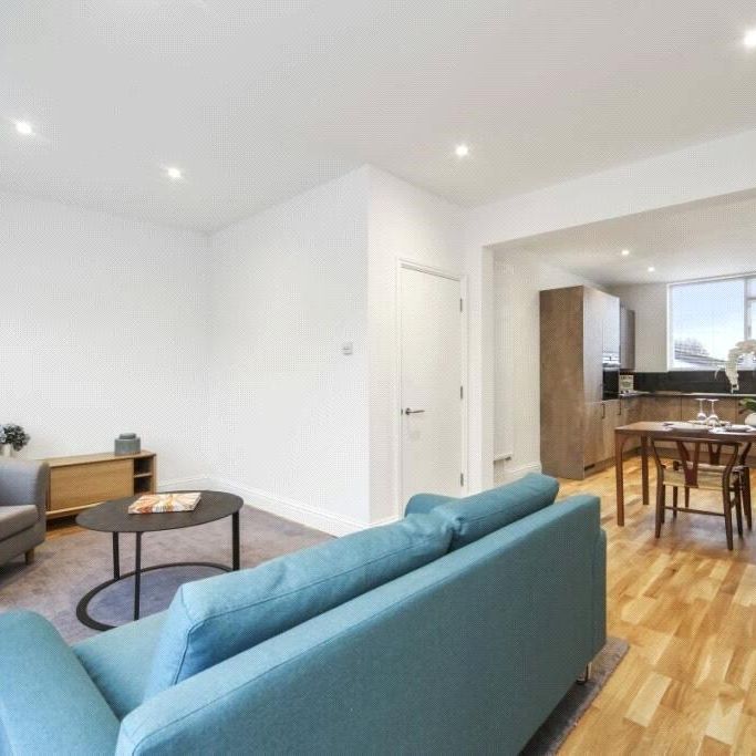 2 bedroom flat to rent - Photo 1