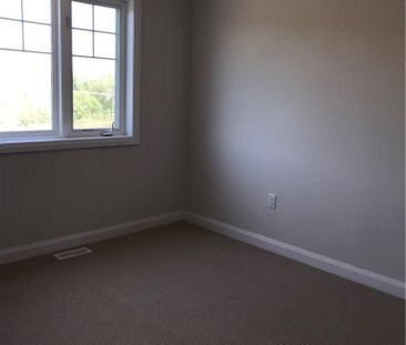 For Lease - 1169 Garner Road Unit# 38, Hamilton, Ontario - Photo 4