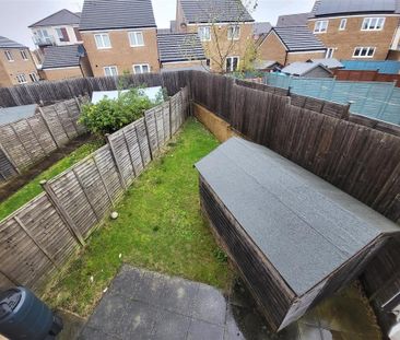 3 bedroom end of terrace house to rent - Photo 5