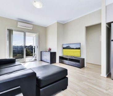 Parkside Serenity Just Minutes from the Coast - Upper Floor Living - Photo 2