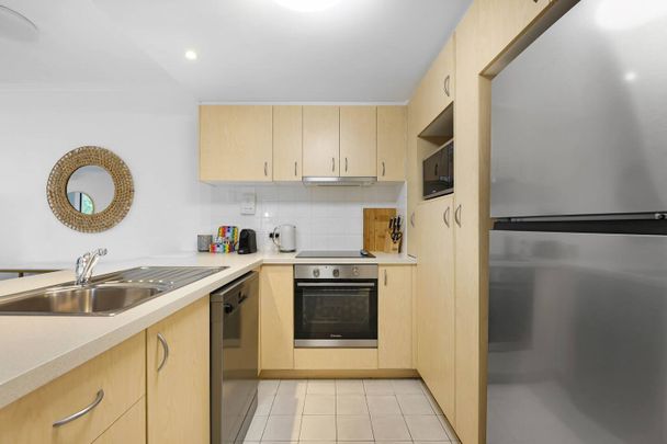 17/20-26 Illawong Street, Surfers Paradise QLD 4217 - House For Rent - $680 | Domain - Photo 1