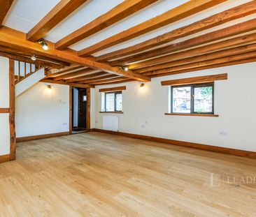 2 bedroom barn conversion to rent Horsham Road, Beare Green, Dorkin... - Photo 2