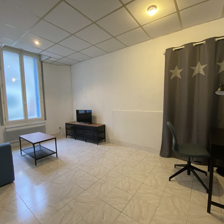 Location Appartement 2 pièces 40m² CASTELNAUDARY 11400 - Photo 1