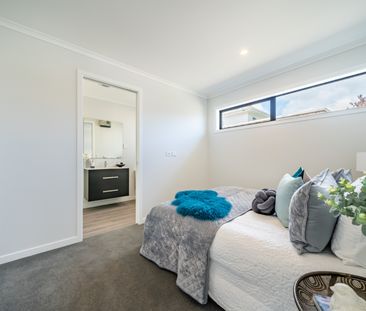 Avalon Living - Photo 1