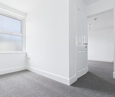 Property to rent - Photo 5