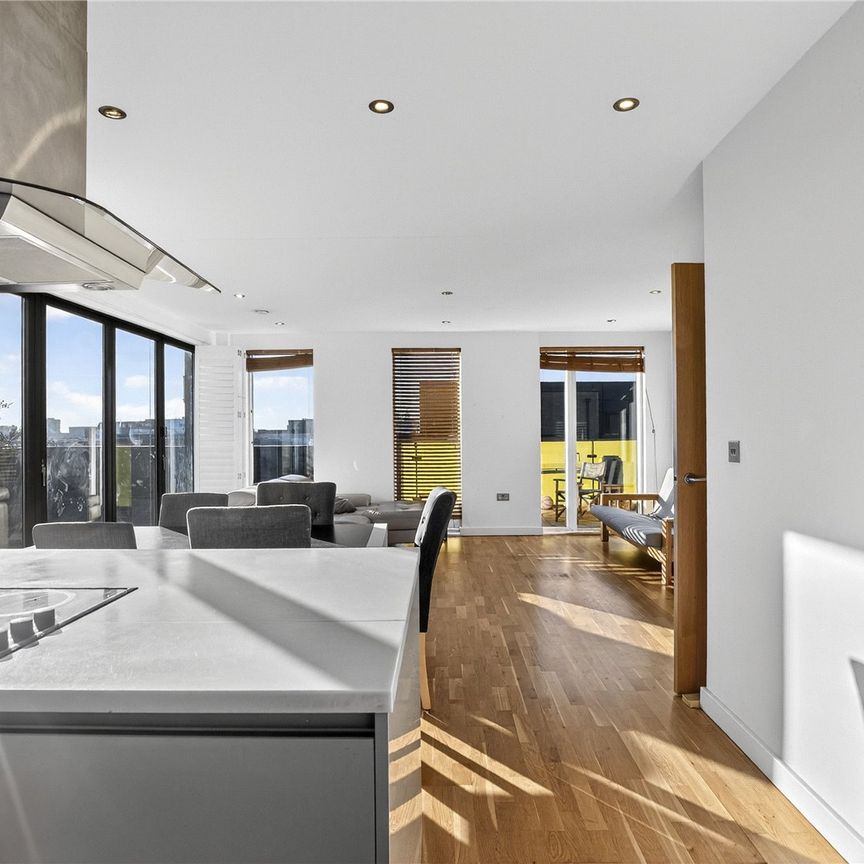 Arts Lane, London, SE16 3GB - Photo 1