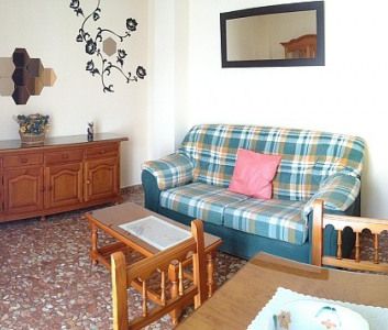 Middle Floor Apartment | Nerja | €350/Month - Photo 2