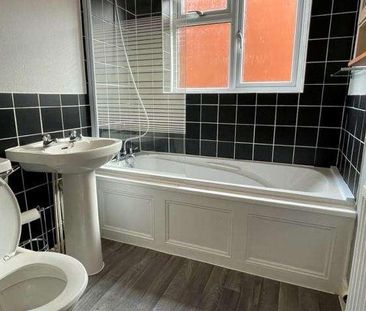 Alexandra Lane, Malvern, Worcestershire, WR14 - Photo 6