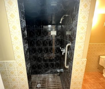 For Lease - 9 Dewlane Drive, Toronto, Ontario - Photo 1