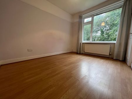 2 bedroom semi-detached bungalow to rent - Photo 3