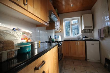 Eastmead Avenue, UB6, Greenford - Photo 5