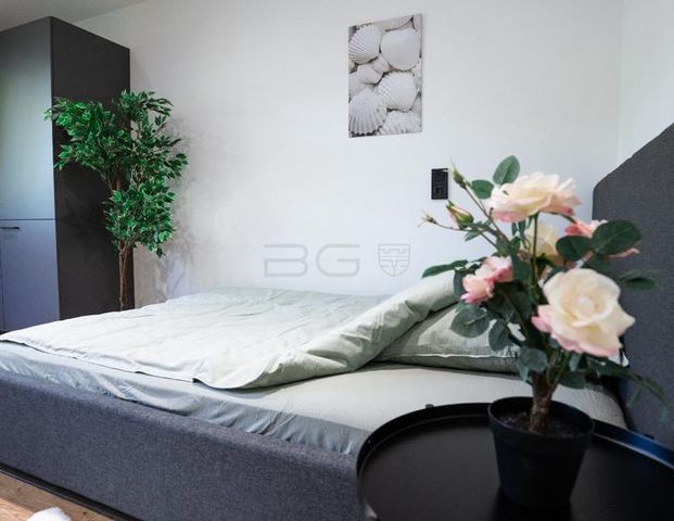 Helles, möbliertes Zimmer - Erstbezug - Photo 1