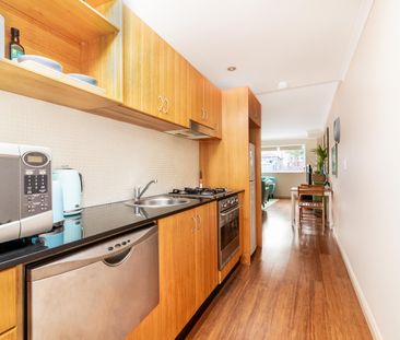 19/91-93 Macleay Street, Potts Point NSW 2011 - Studio For Rent | D... - Photo 3