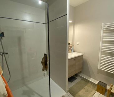 Location Appartement 2 pièces 43m² PUGET SUR ARGENS 83480 - Photo 6